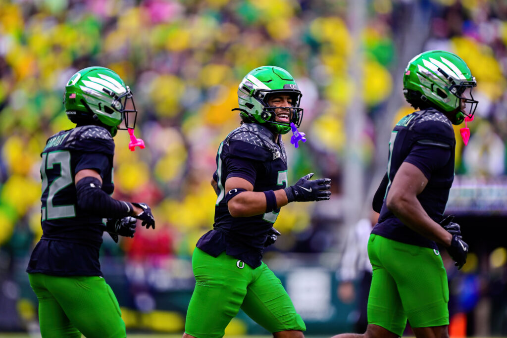 Oregon S Aaron Flowers