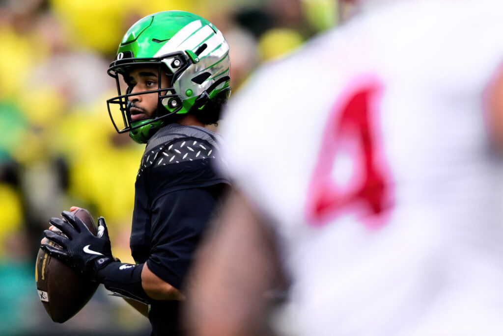 Oregon QB Dante Moore