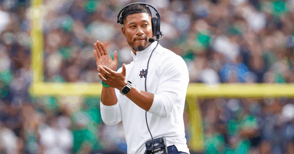 Where does Notre Dame football rank in the AP Poll