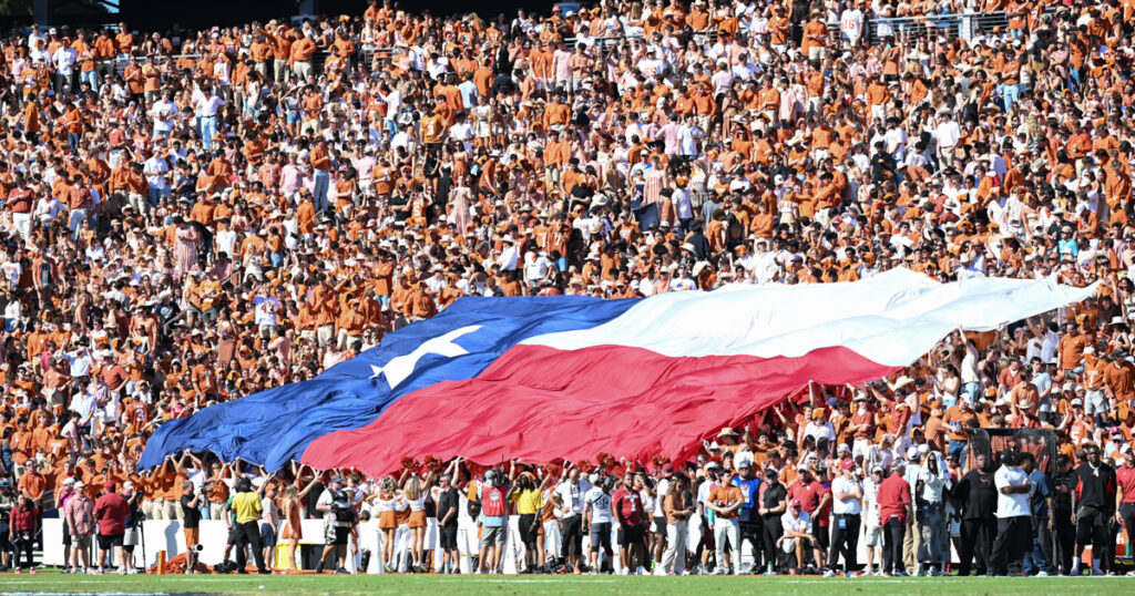 Texas fans