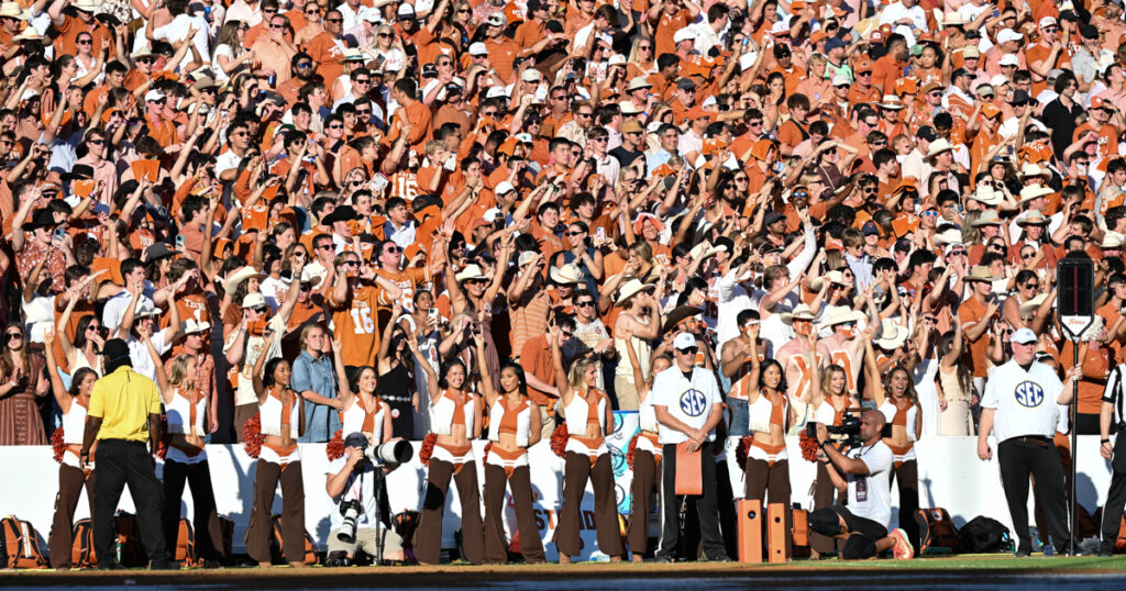 Texas fans