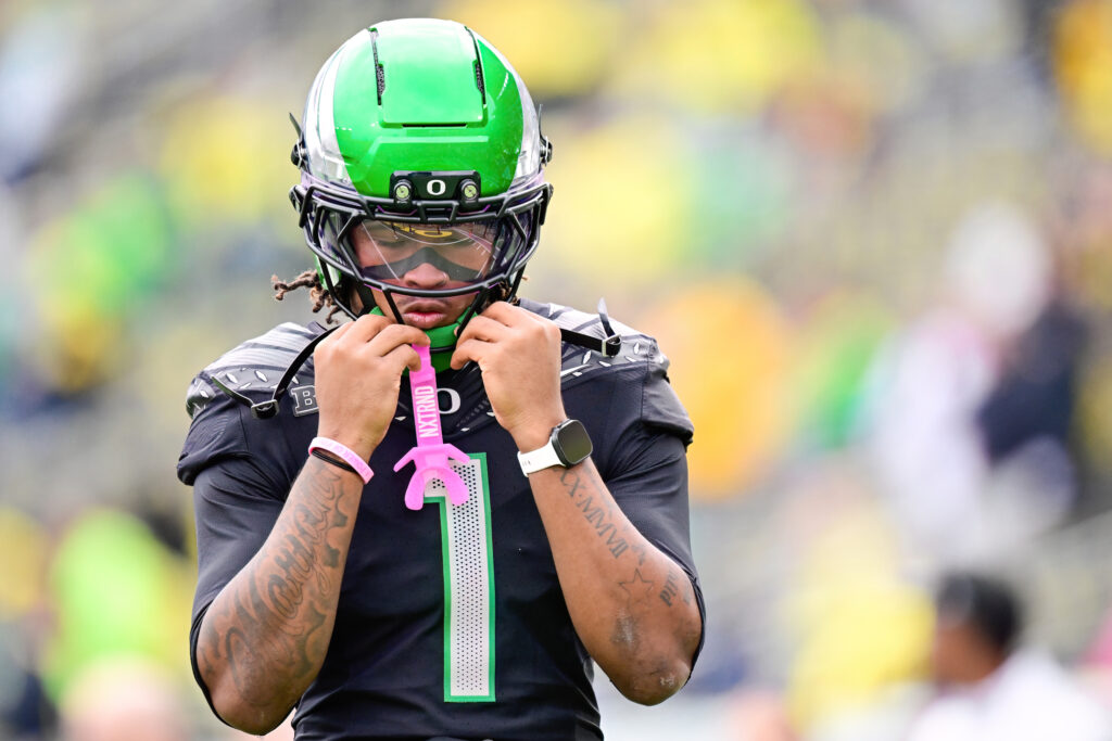 Oregon WR Dakorien Moore