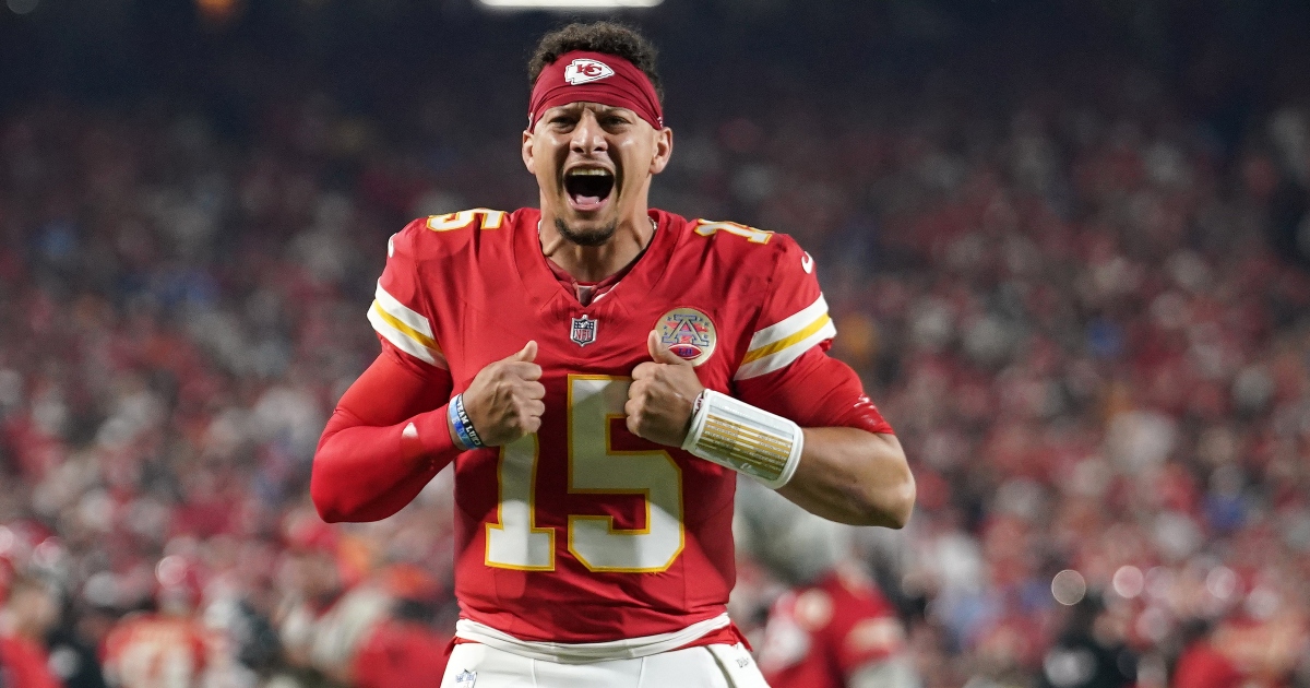 WATCH: Patrick Mahomes takes shot at Brian Branch, Lions over postgame fight