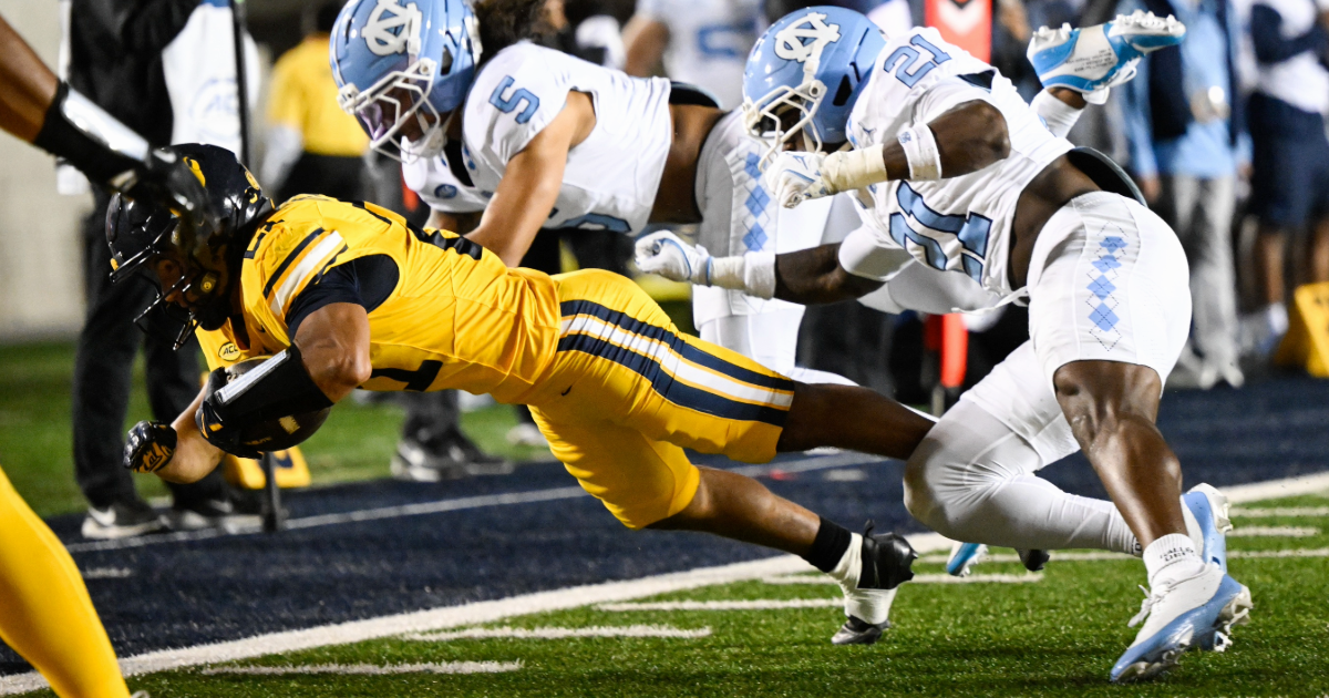 RECAP: Cal forces late fumble to preserve win over North Carolina