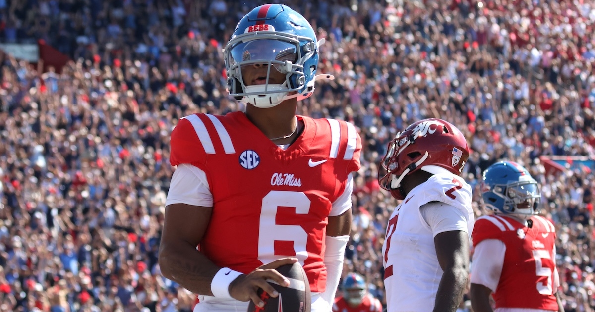 Tim Tebow: Trinidad Chambliss has done enough to earn starting QB job over Austin Simmons