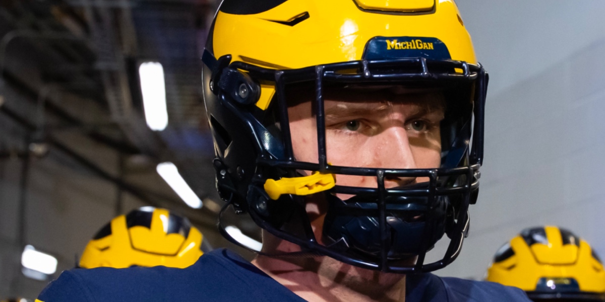 Evan Link injury update: Michigan OL carted off field vs. Washington