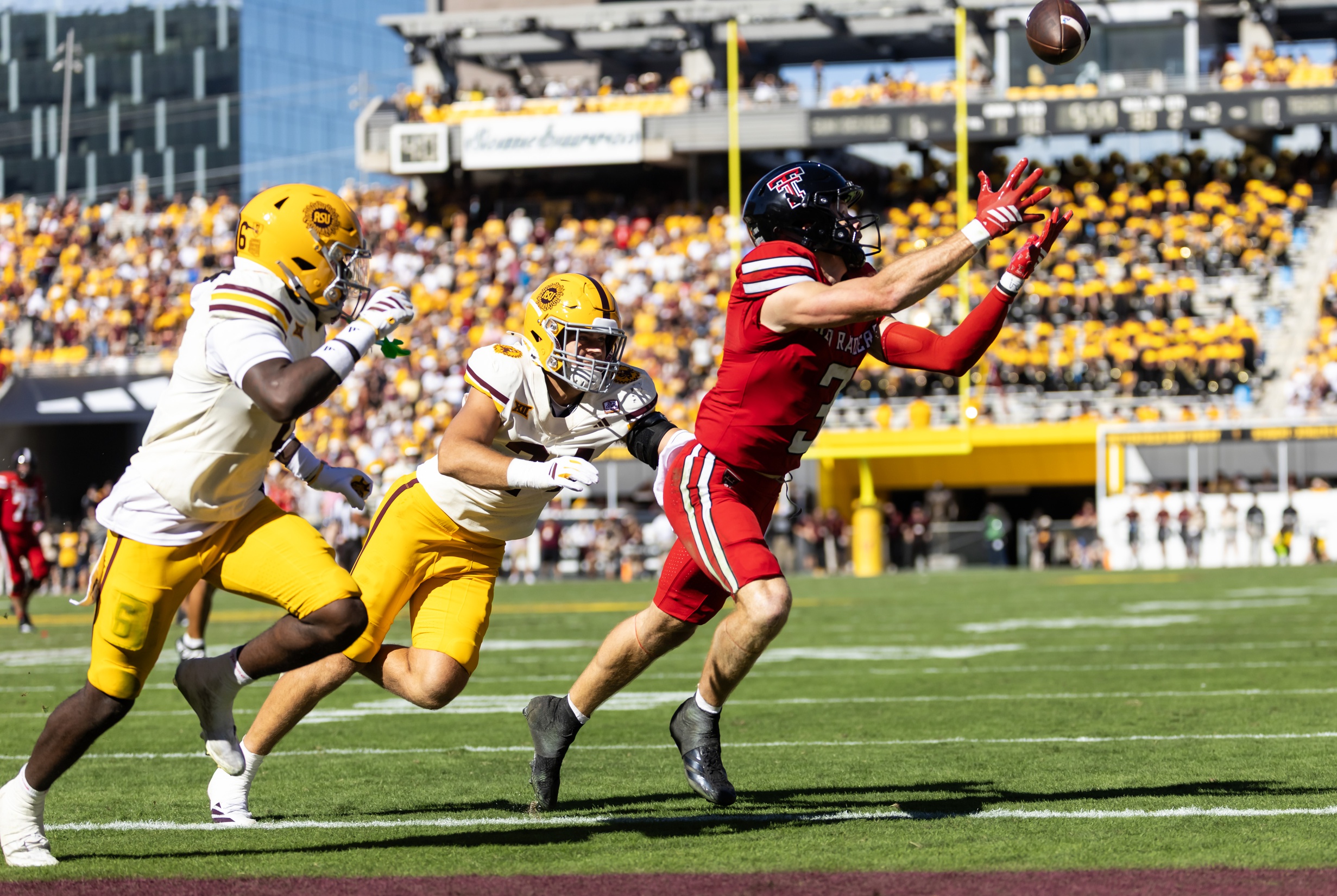 Sights & Sounds: No. 7 Texas Tech Off-Balance in First Loss of Season