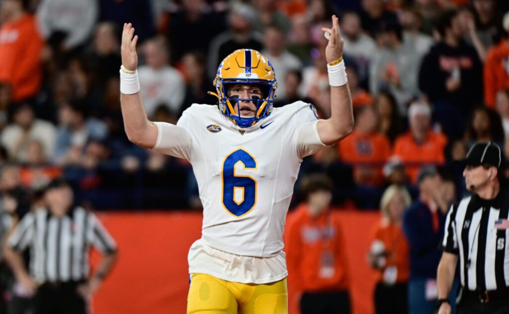 Pitt quarterback Mason Heintschel celebrates a 36-yard rushing touchdown against Syracuse. Oct. 18, 2025 - Ed Thompson / PSN