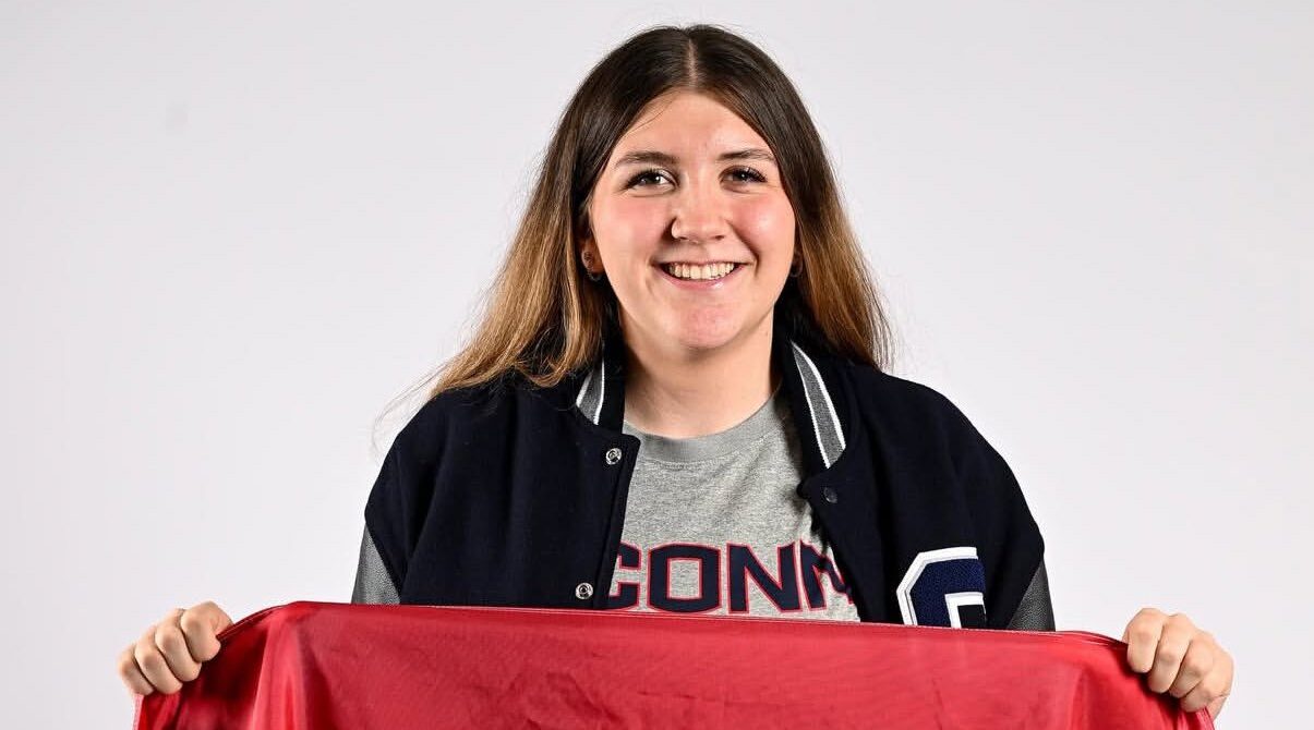 2026 No. 5 prospect Olivia Vukosa commits to UConn Women's Hoops