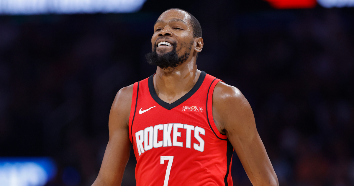 WATCH: NBA officials miss clear timeout violation on Kevin Durant, cost OKC potential win in OT