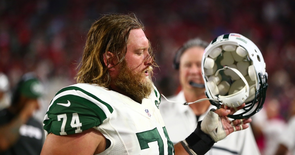Former New York Jets center Nick Mangold dies at 41