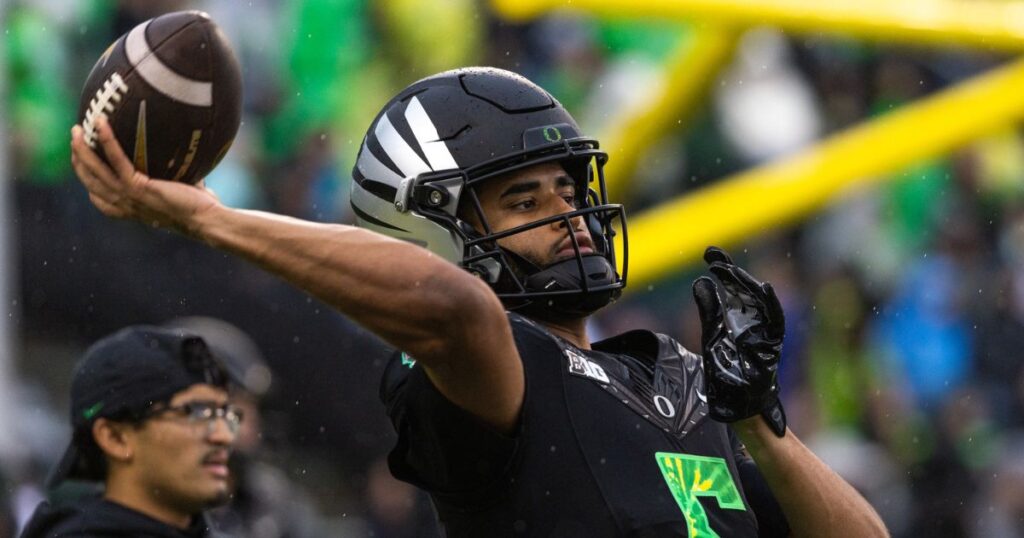 Oregon QB Dante Moore