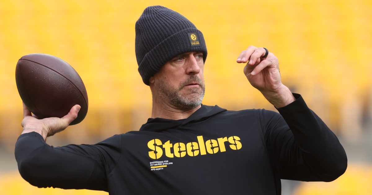 Aaron Rodgers injury update: Steelers QB suffers apparent issue in pre ...