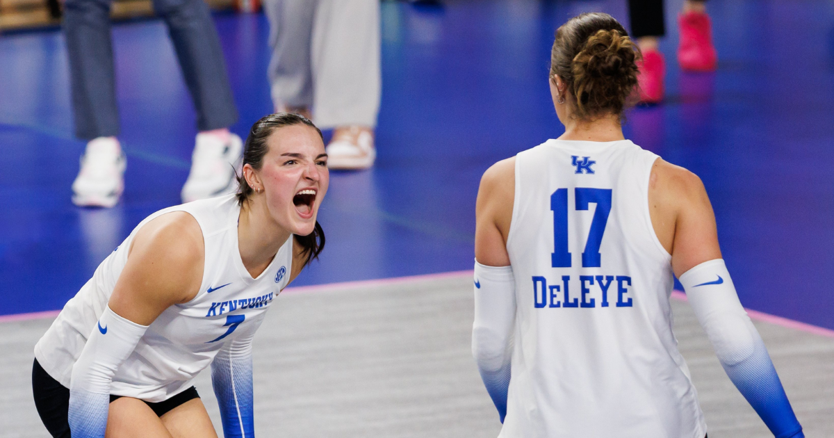 Image for No. 3 Kentucky VB sweeps No. 2 Texas on the road to take control of SEC