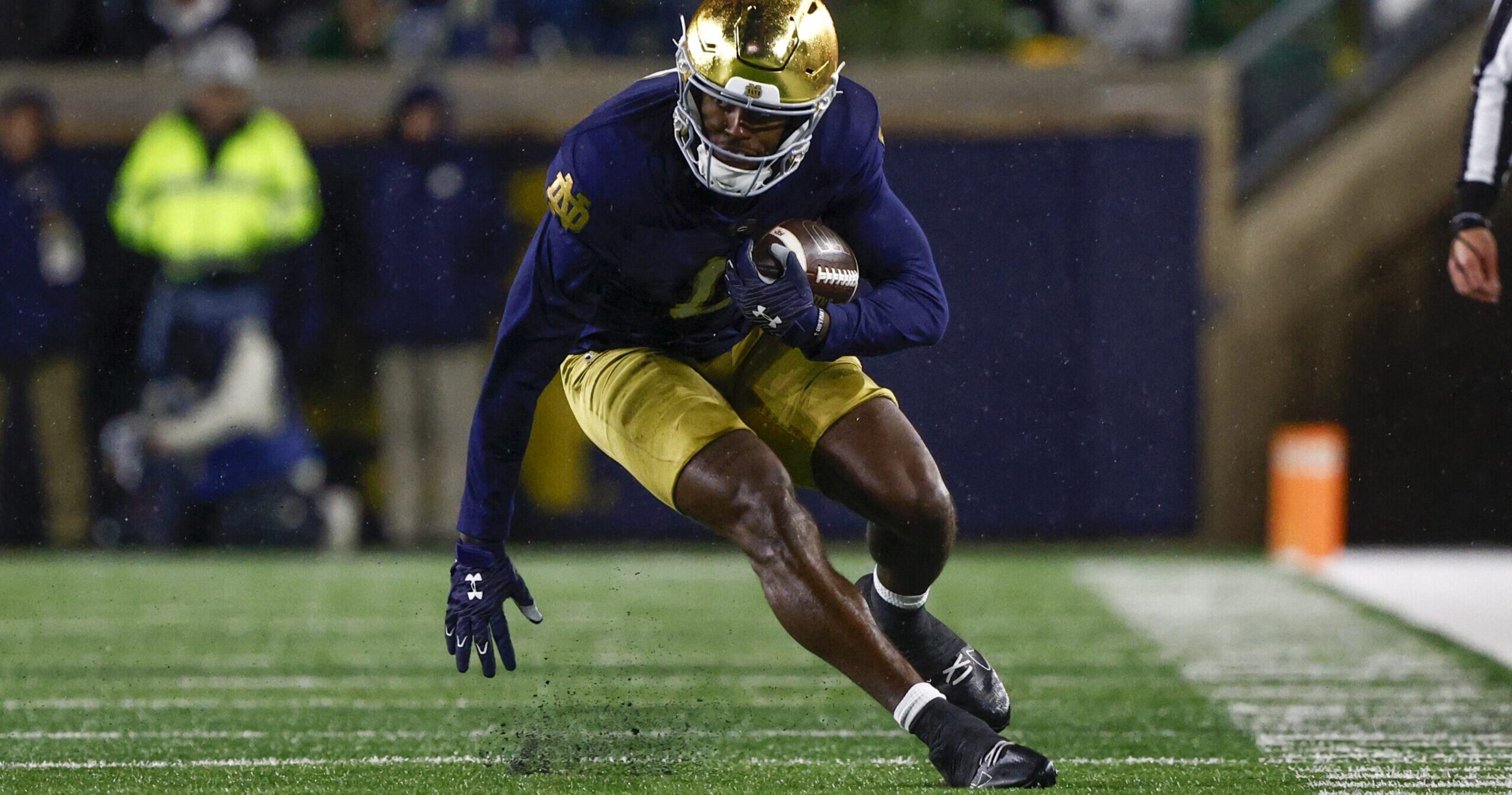 Michael Floyd sees himself in Malachi Fields’ emerging Notre Dame story