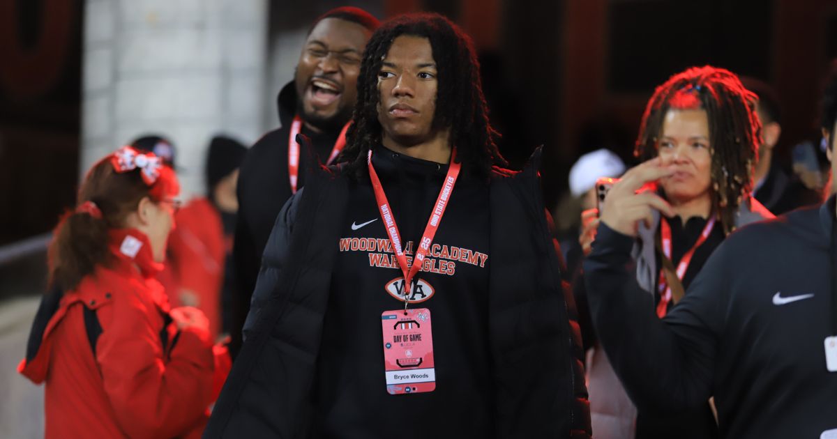 Rising priority cornerback schedules pair of Ohio State visits