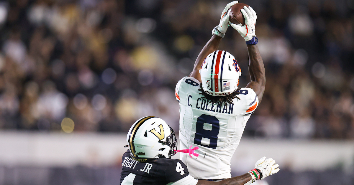 Auburn WR Cam Coleman commits to Texas