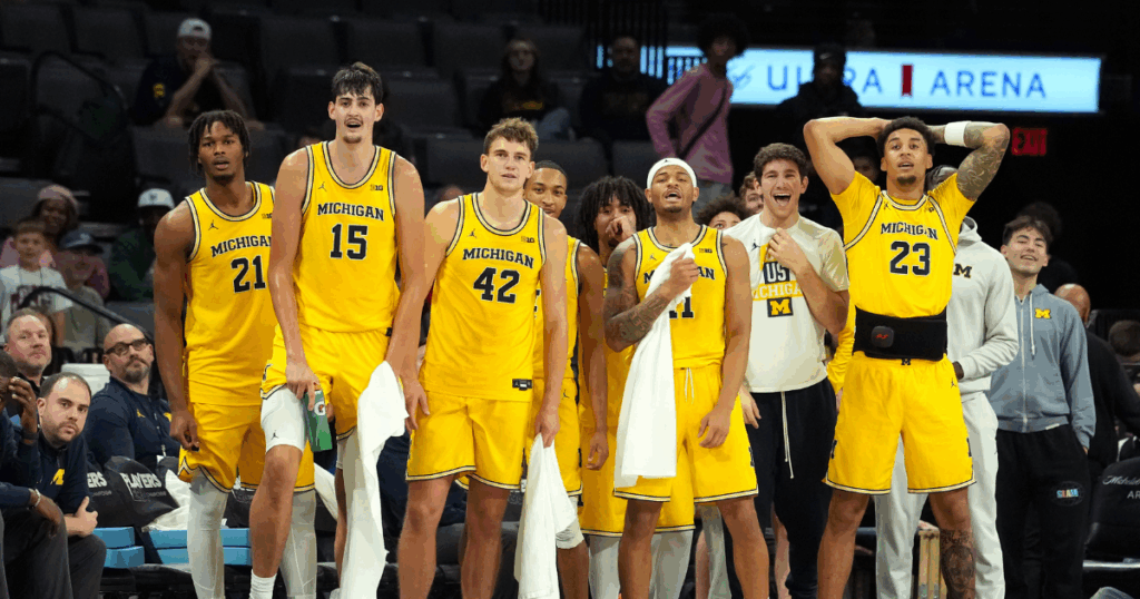 Michigan Wolverines basketball players Morez Johnson Jr., Aday Mara, Will Tschetter, Roddy Gayle Jr., Harrison Hochberg and Yaxel Lendeborg. (Photo by Kirby Lee-Imagn Images)