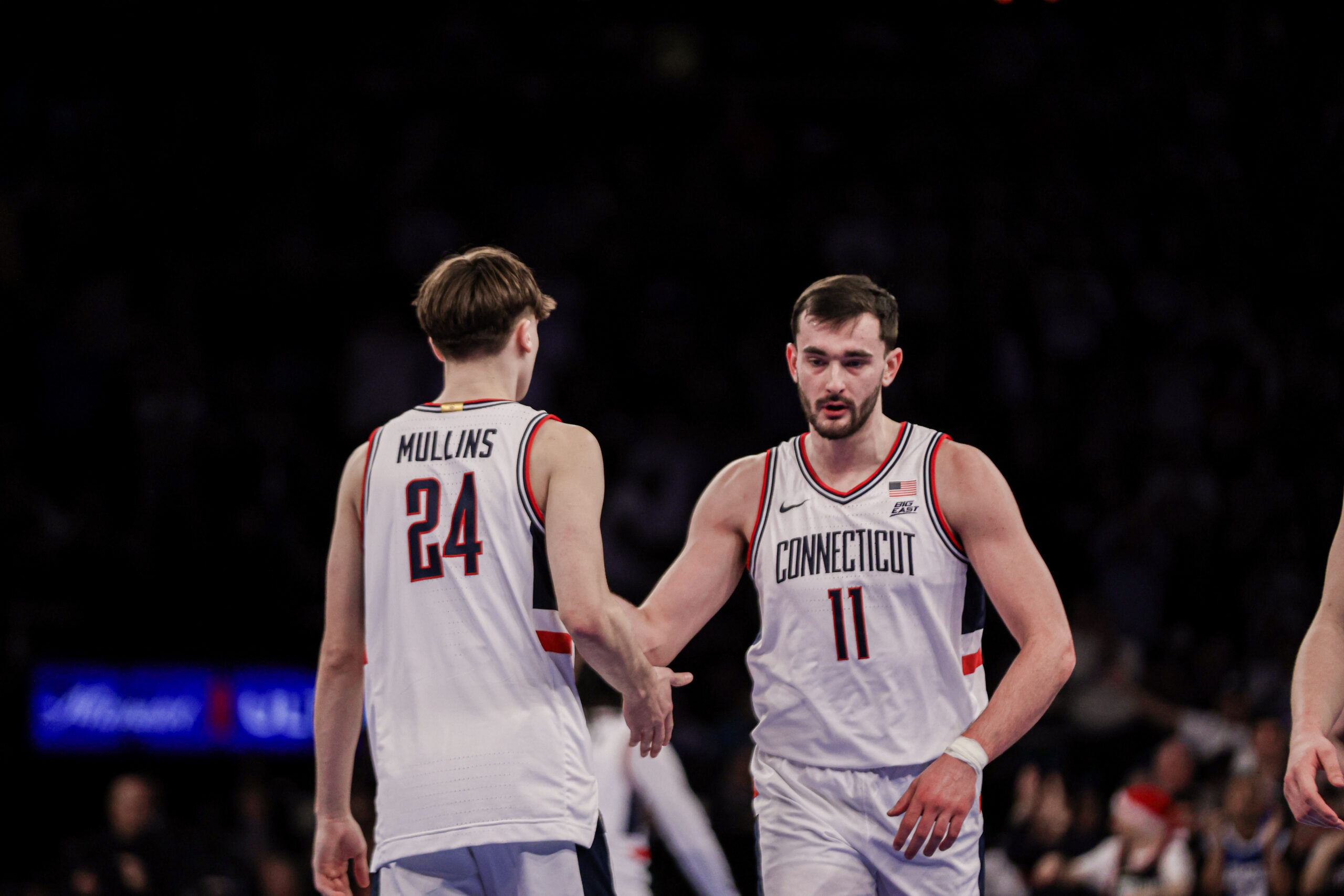 Karaban anchors UConn basketball’s 71-64 Black Friday win over Illinois