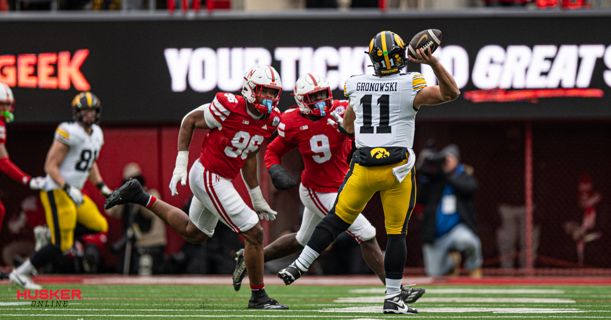 Steven Sipple: Roy Manning's message to his Husker edge defenders should be framed and hung on walls