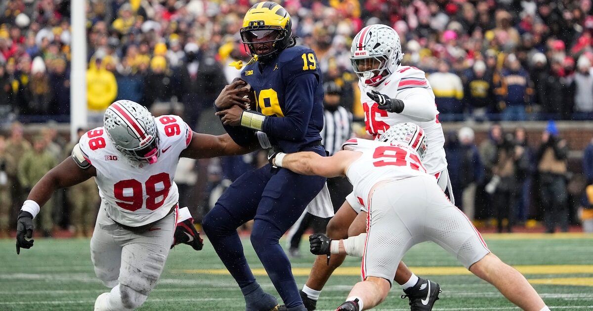 Michigan dominated by Ohio State at home, snapping 4-game series win streak