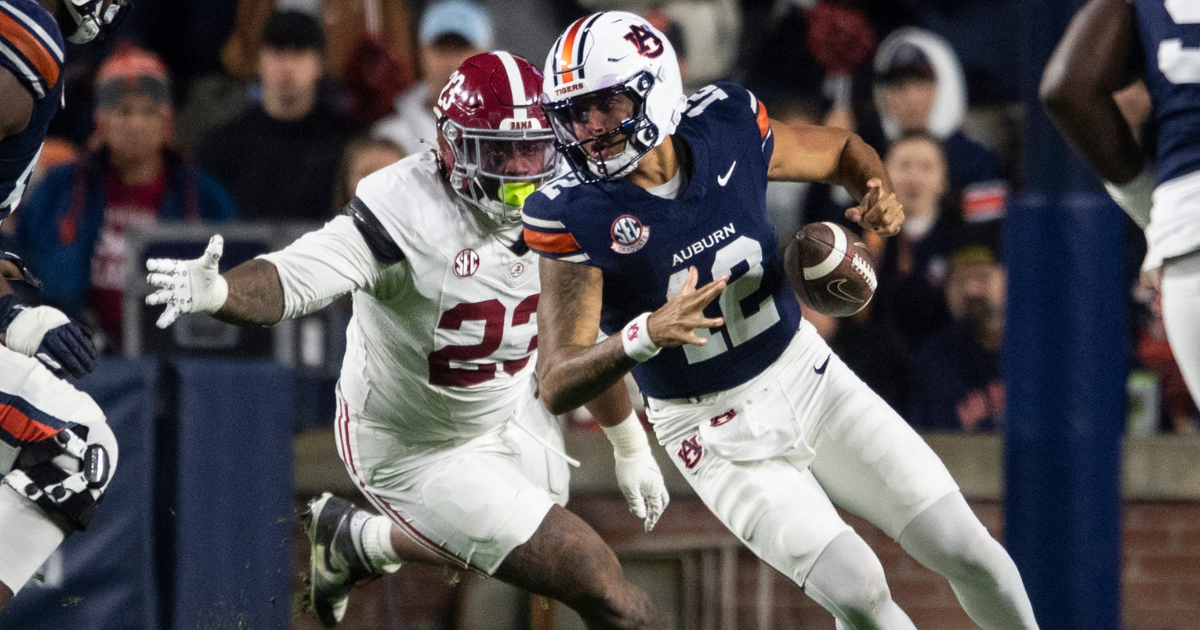 Rapid Recap: No. 10 Alabama escapes Auburn for sixth straight Iron Bowl win