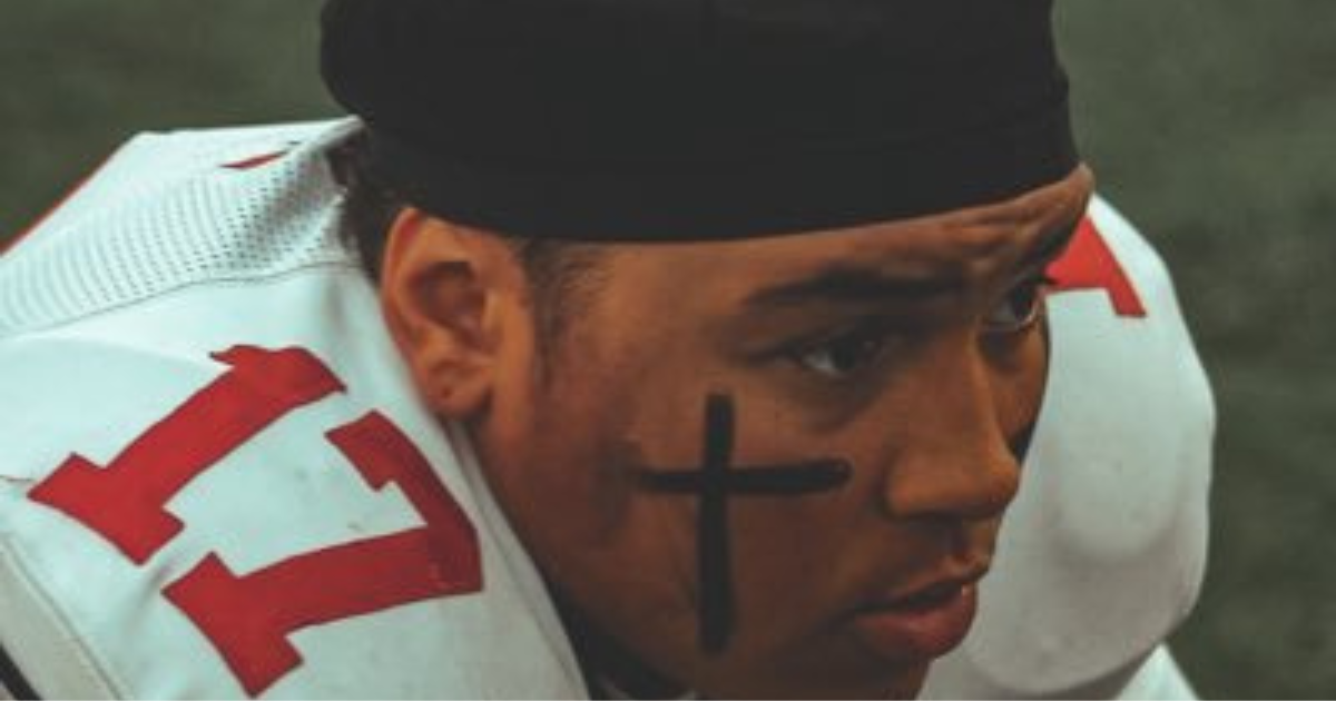 JUCO pass rusher commits to Temple