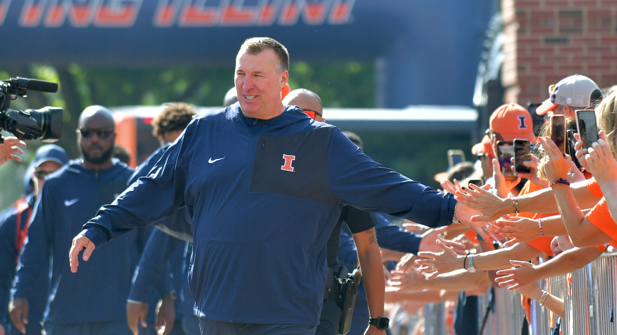 Illinois earning rave reviews from top prospects at Junior Day