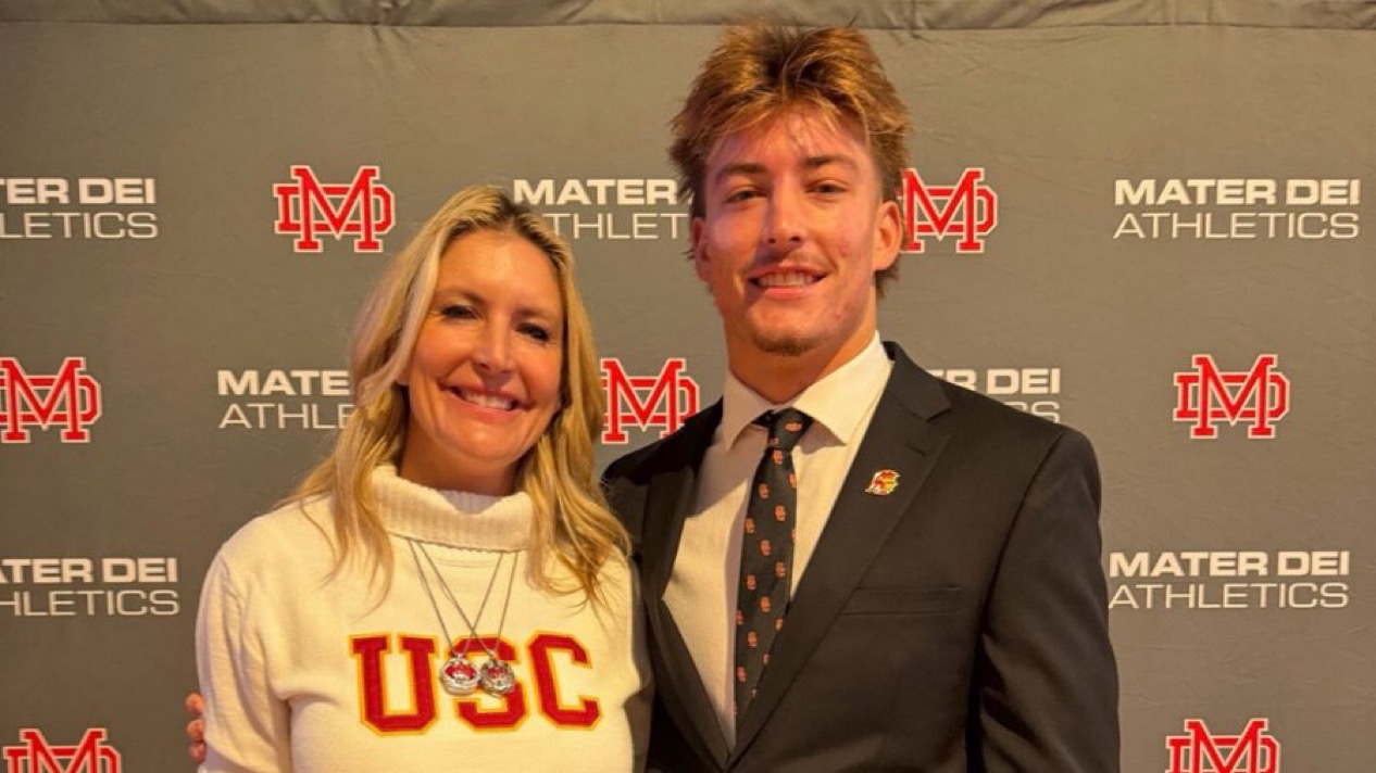 THE LATEST with USC and Mark Bowman