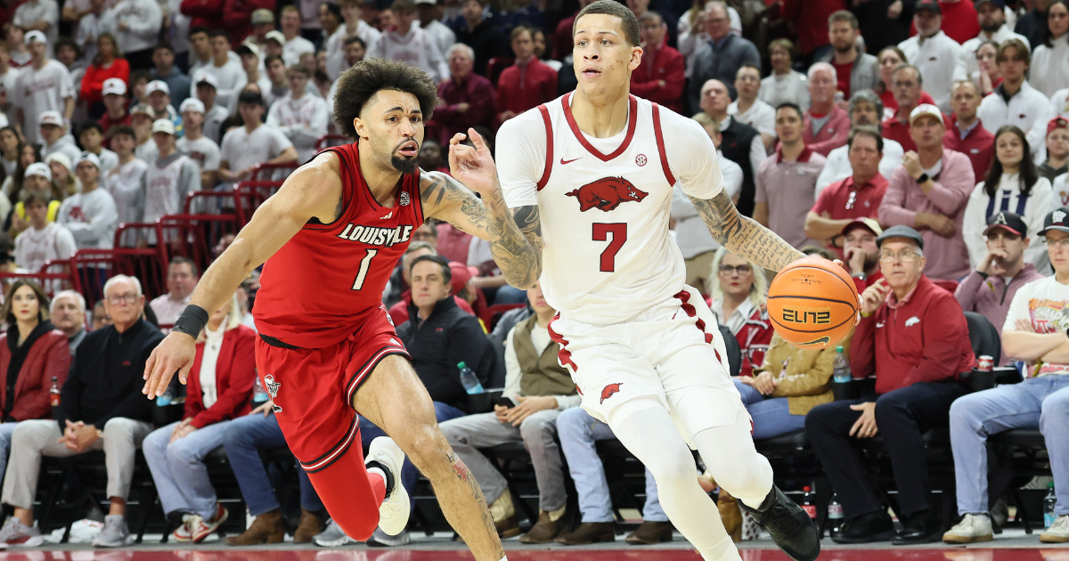 How it happened: No. 25 Arkansas boxes out No. 6 Louisville 89-80