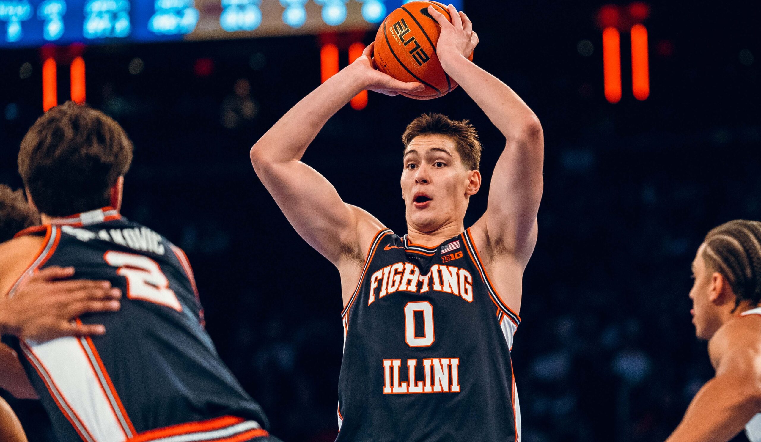 Music City Madness Preview: Illinois faces No. 13 Tennessee in Nashville