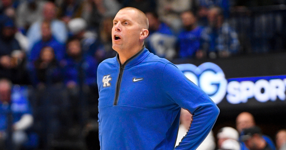 Kentucky falls out of the AP and Coaches Polls after Gonzaga loss