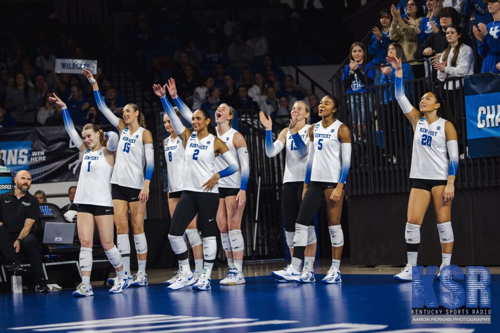The Kentucky volleyball team at Historic Memorial Coliseum, via Aaron Perkins, KSR