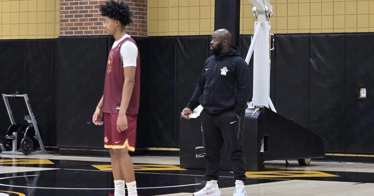2028 target plays first games on college court at Mizzou Arena