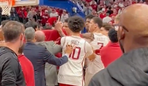 WATCH: Arkansas' Trevon Brazile flashes middle finger at Texas Tech during postgame scuffle