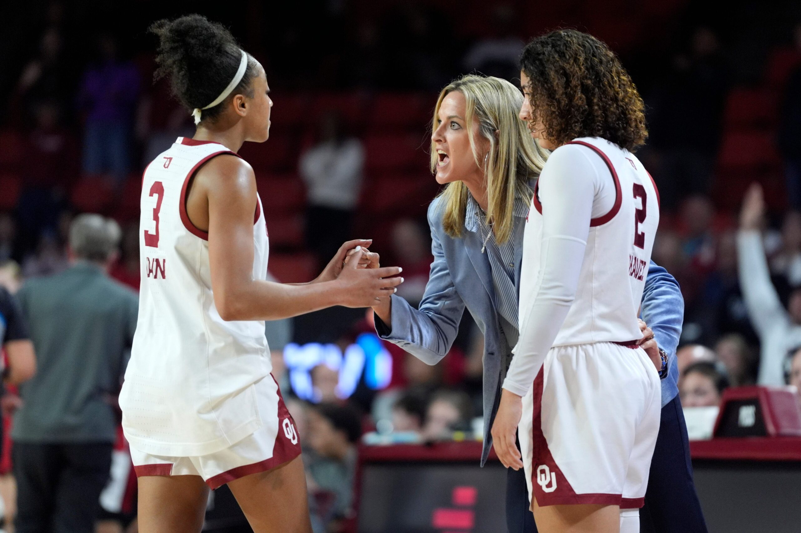 OU women’s basketball dominates Texas A&M, extends winning streak