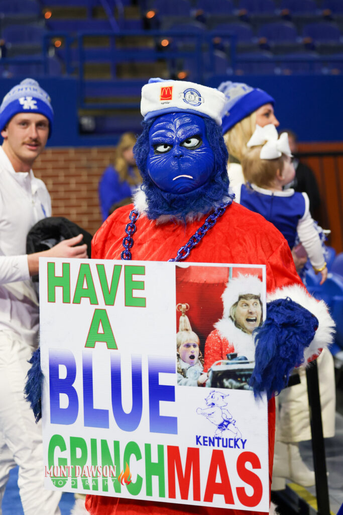 A blue Grinch was at Rupp Arena for the Kentucky win over Indiana, via Mont Dawson, KSR