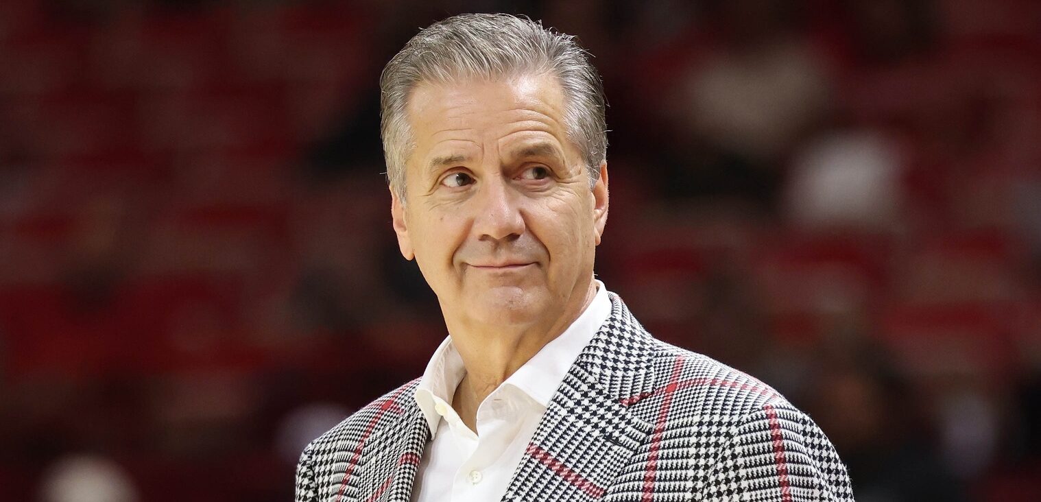 How to Watch, BetSaracen odds: No. 15 Arkansas at Auburn Tigers