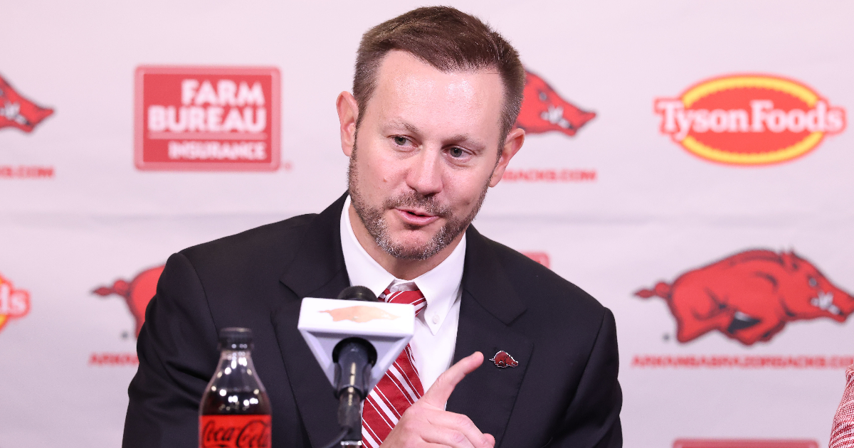 Arkansas football gearing back up for more visits following brief dead period