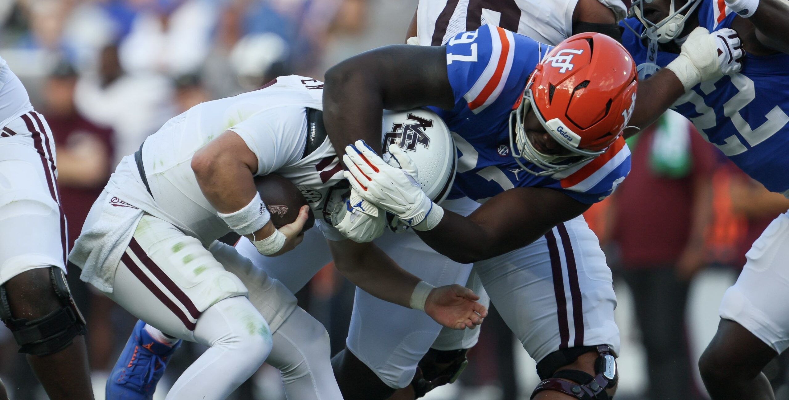 DL Joseph Mbatchou returning to Florida for his sophomore season
