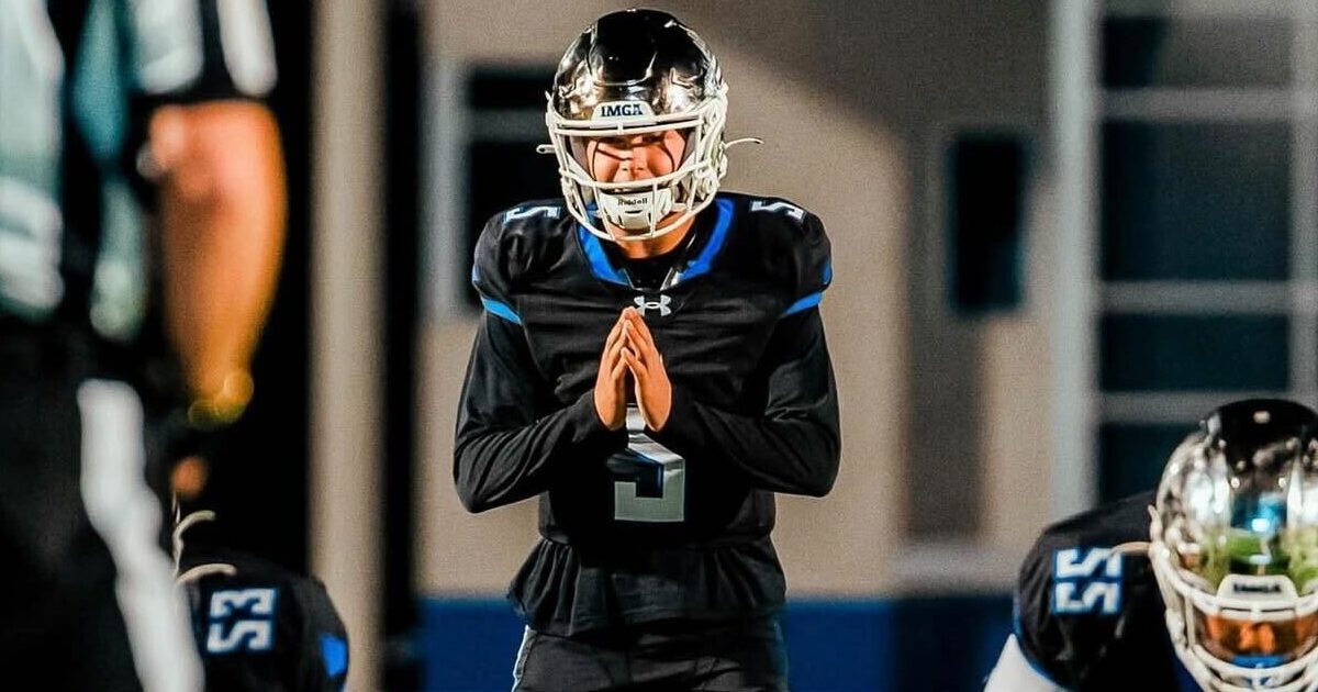 Florida 2029 quarterback transfers to Manatee (Fla.)