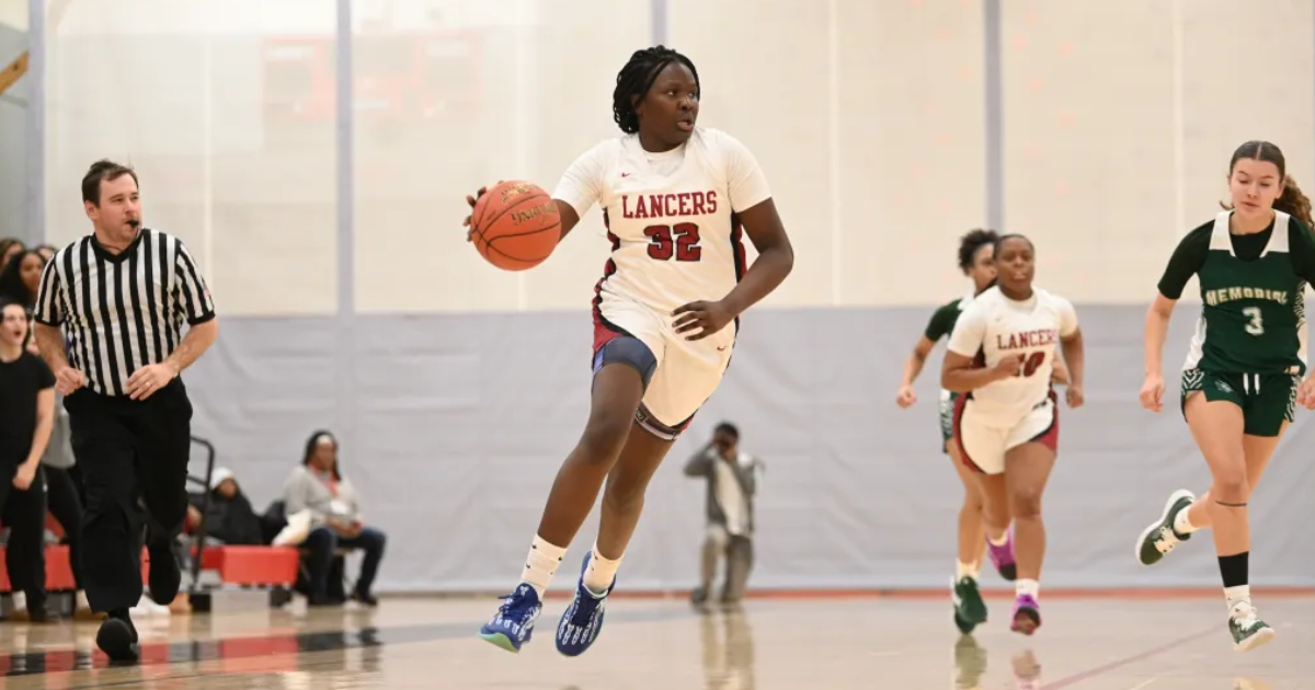'28 forward Nyajuacni Riak talks Iowa visit, early recruitment
