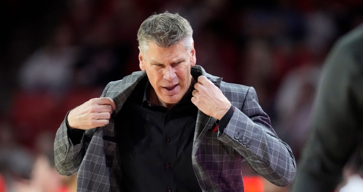 OU basketball falls apart in second half, downed at Mississippi State