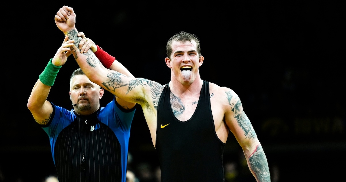 Ben Kueter discusses return to mat for Iowa in win over Wisconsin, Braxton Amos