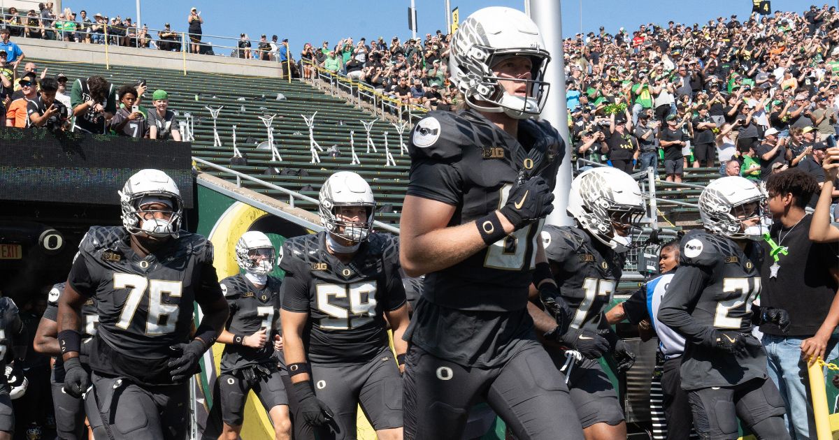 Oregon transfer TE Vander Ploog to take official visit to NC State