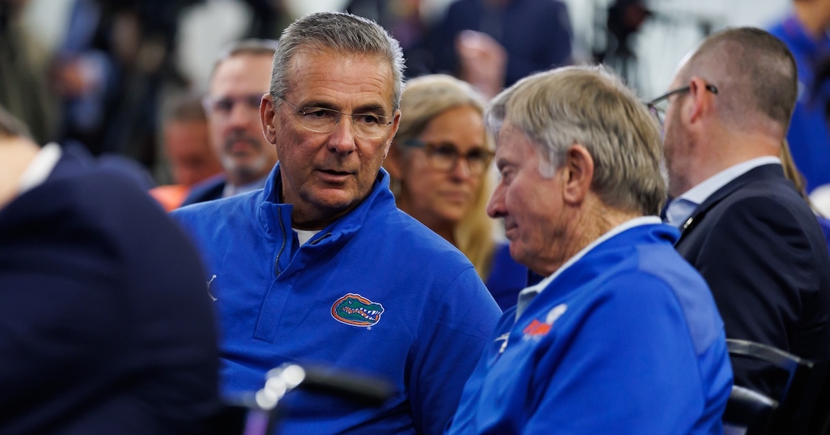 Scott Stricklin shares importance of honoring Urban Meyer, engaging with Florida legends