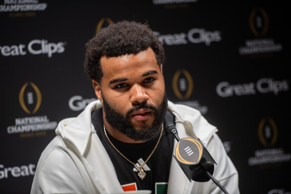 Miami DE Akheem Mesidor To Wear Elbow Brace In Title Game, Says D Line Ready to Pressure Heisman QB Fernando Mendoza