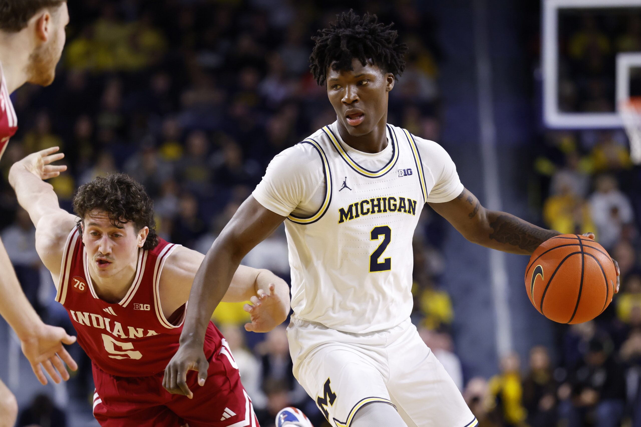 Michigan downs Indiana, improves to 17-1