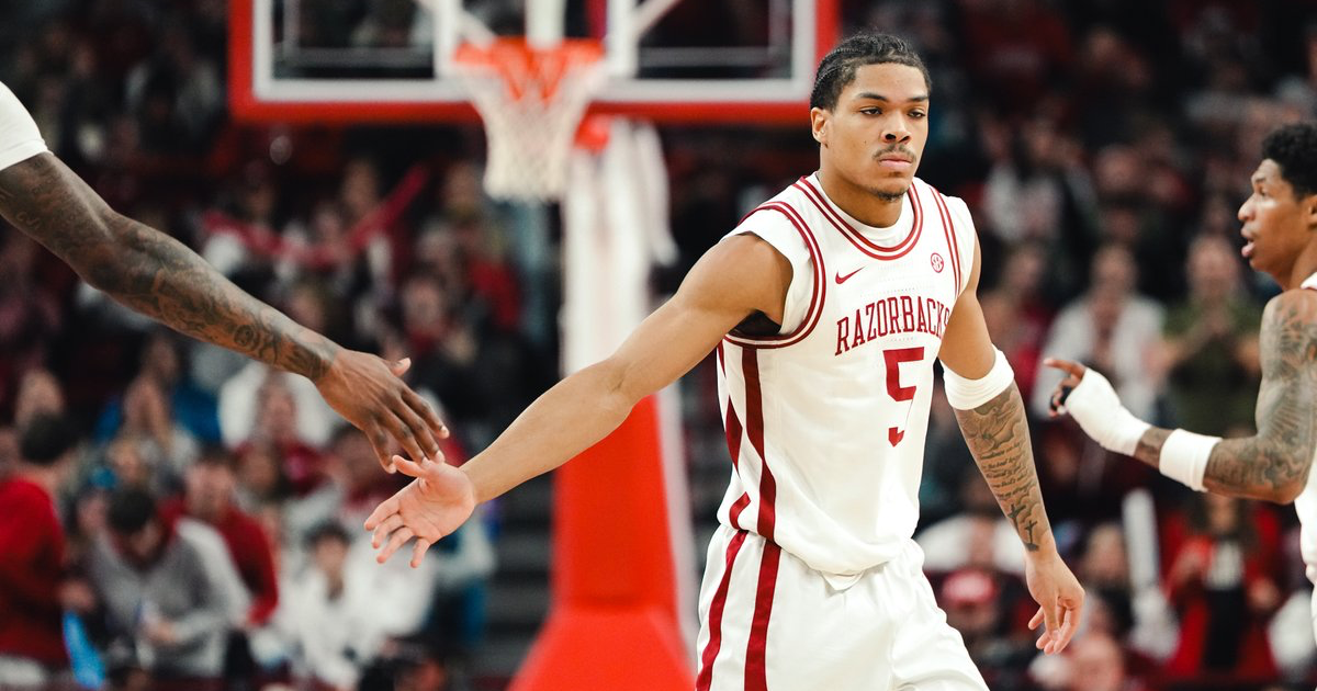 Social media reacts to No. 20 Arkansas’ win over LSU