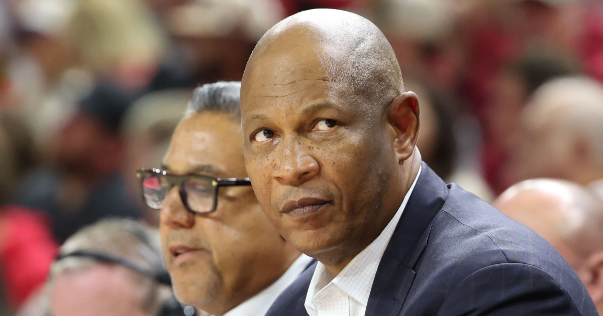WATCH: Arkansas associate head coach Kenny Payne previews Kentucky